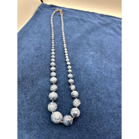 Vintage blue  Gray Swirl Beaded Necklace With Lobster Clasp - Picture 1 of 4